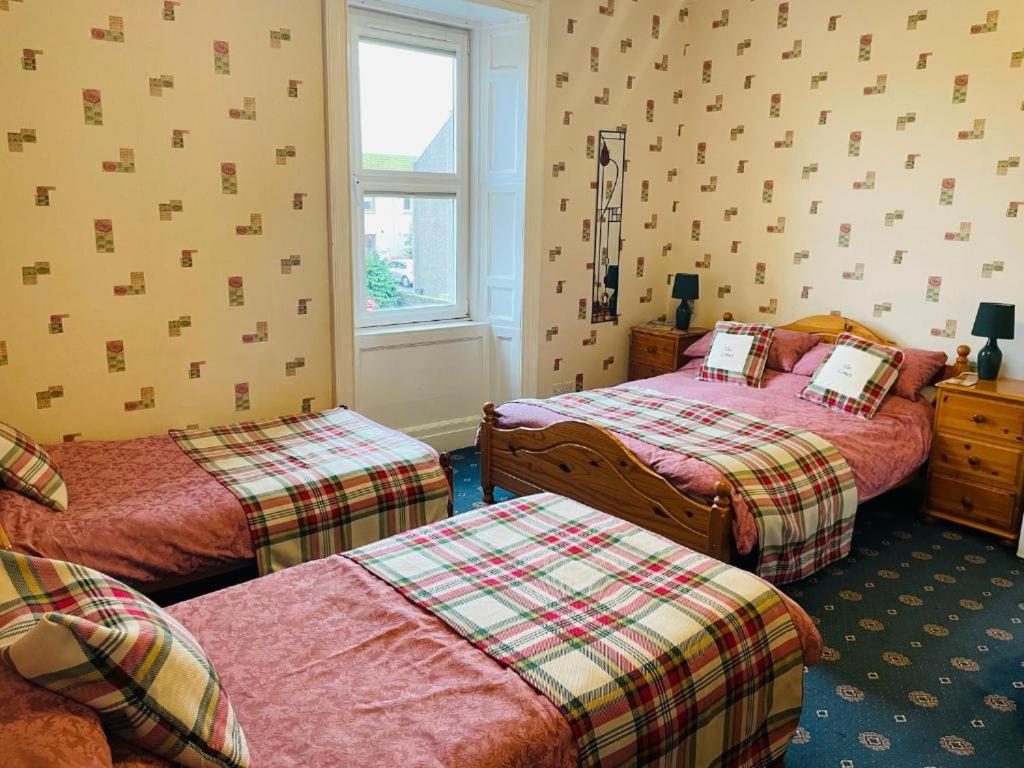 Room #258553908