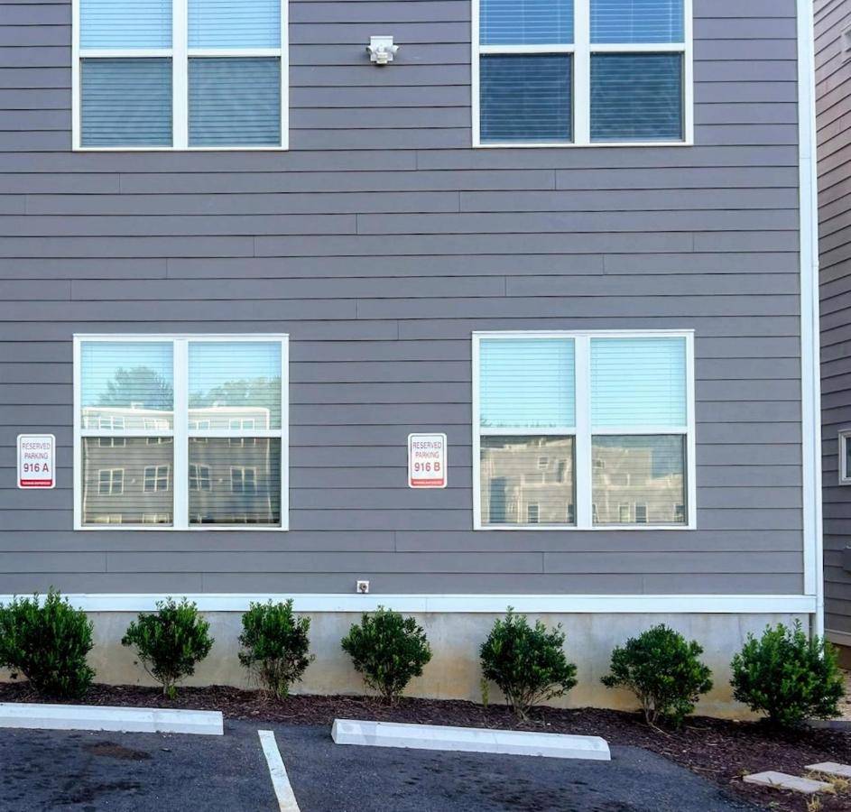 Charming Duplex Retreat in Old Town Manchester, VA - Ferienwohnung Richmond