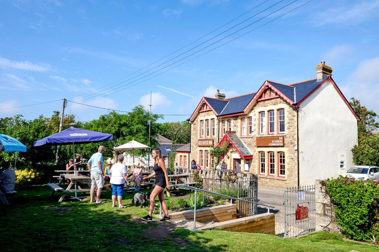 Towennan - four bedroomed apartment in quiet seaside village. - B&B