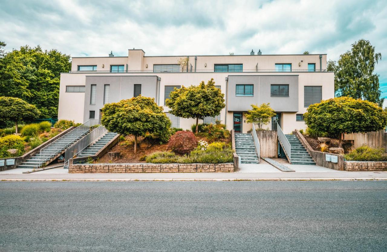 Modern 2 Bed with Garden - Bridel - B&B