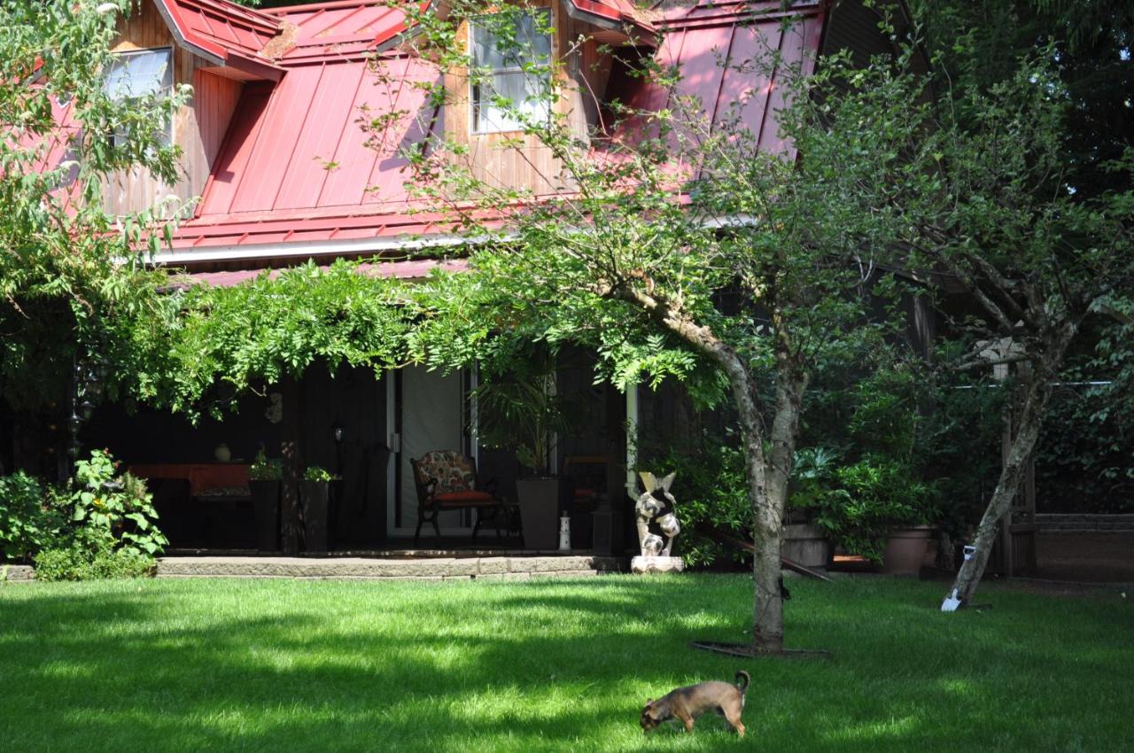 Garden House - B&B