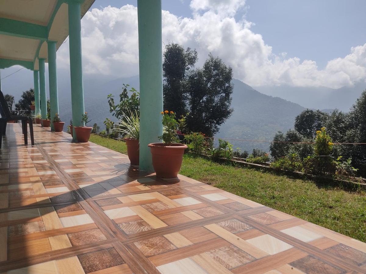 Habitación Doble con vistas a la montaña