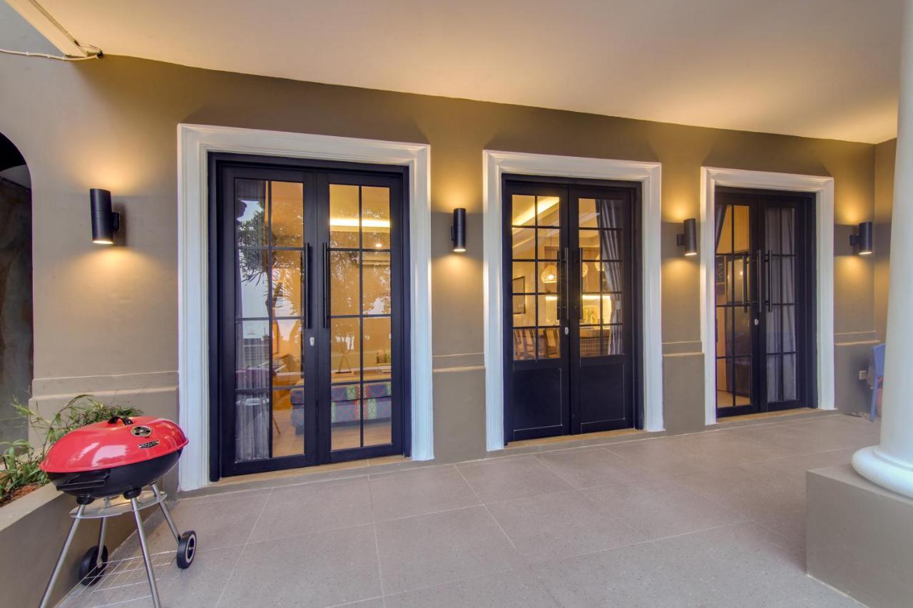 2BR Beach Front Villas La Cassa Carita - Chambres d’hôtes Carita