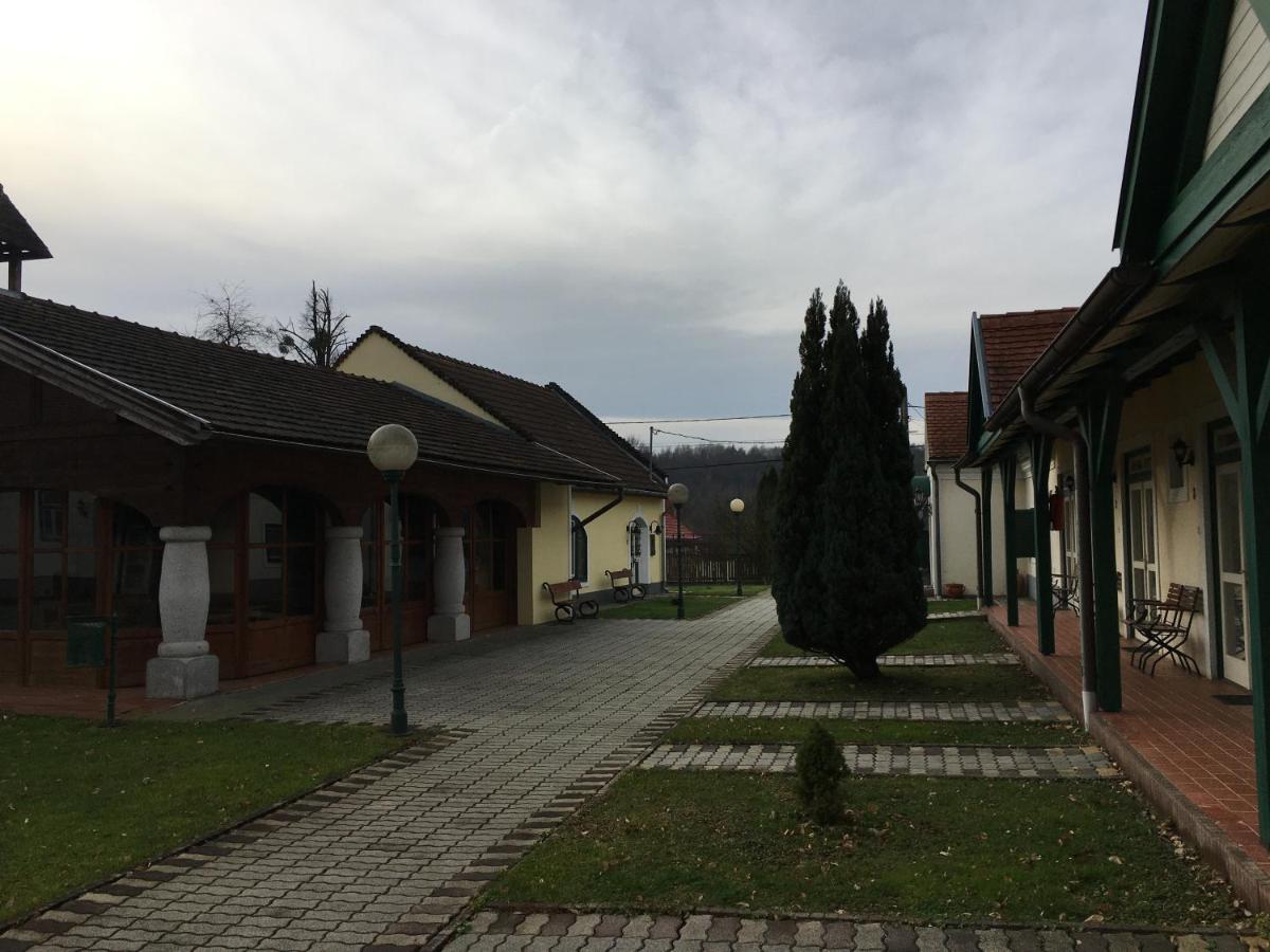 Ginti Panzió, Őrség - B&B Magyarszombatfa