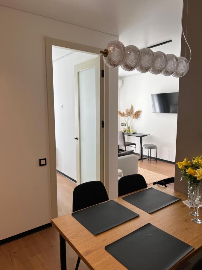 New apartment near the PALM tree - Ferienwohnung Uschhorod