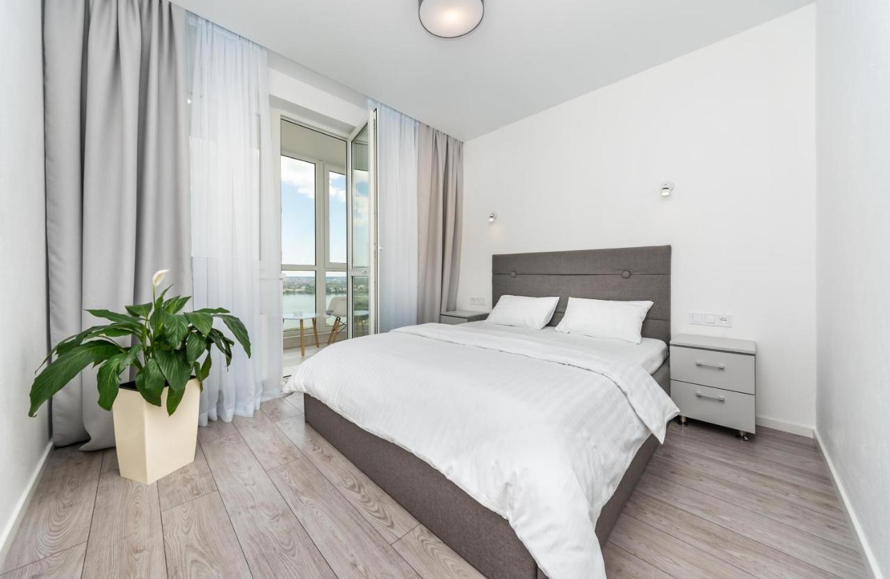 Квартира люкс в ЖК Лебединый, ул. Ревуцкого 40 Г - B&B Kyiv