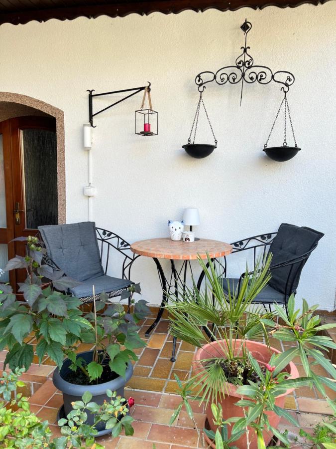 Ferienwohnung "Im Gässel" - B&B Neustadt an der Weinstraße