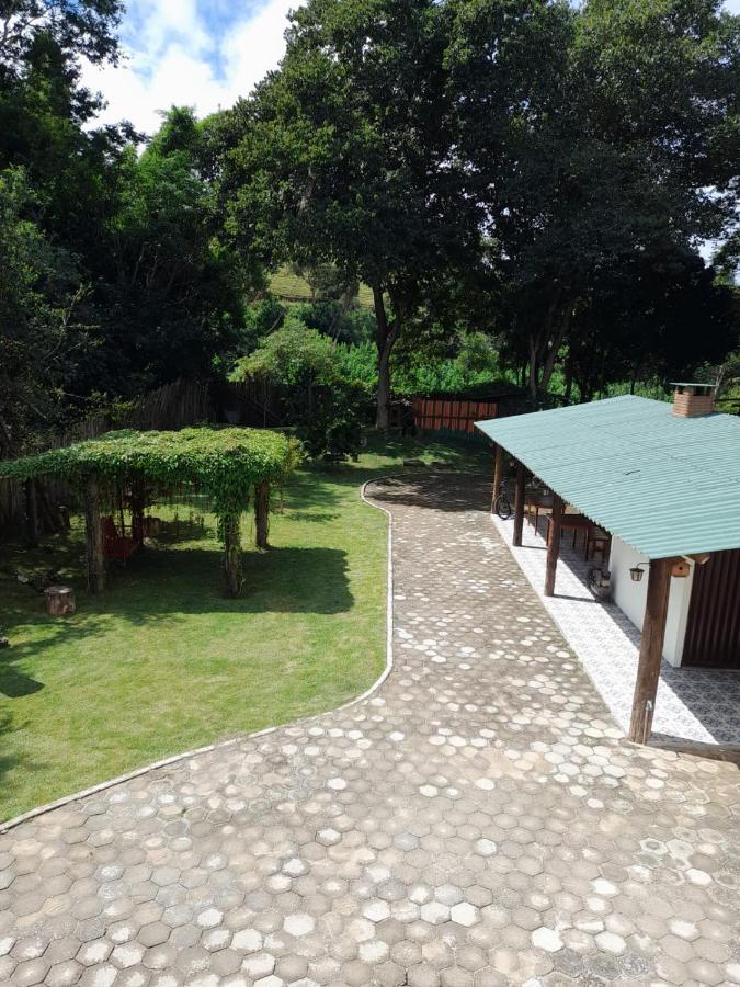 hospedaria chalé das acácias - B&B São Bento do Sapucaí