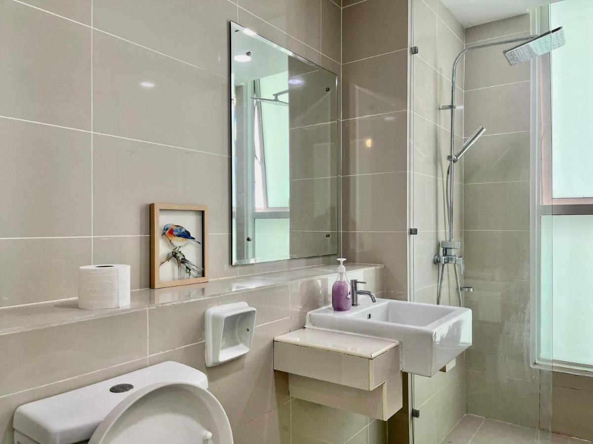 Sutera Avenue Opposite Imago Shopping Mall 2 Room 6 Pax - Ferienwohnung Kota Kinabalu