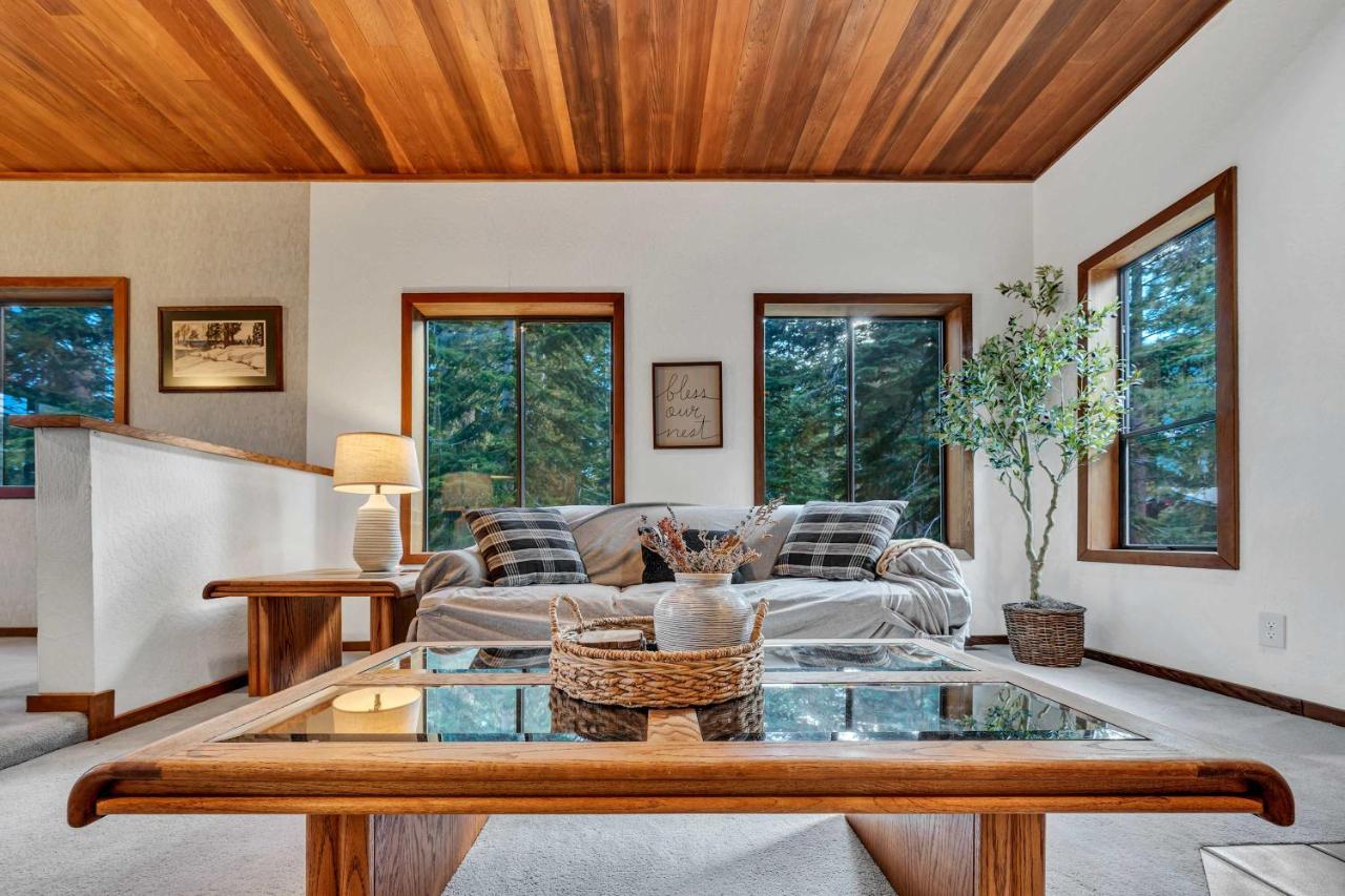 Talmont Pines 4BR Retreat with HOA Beach Access - B&B