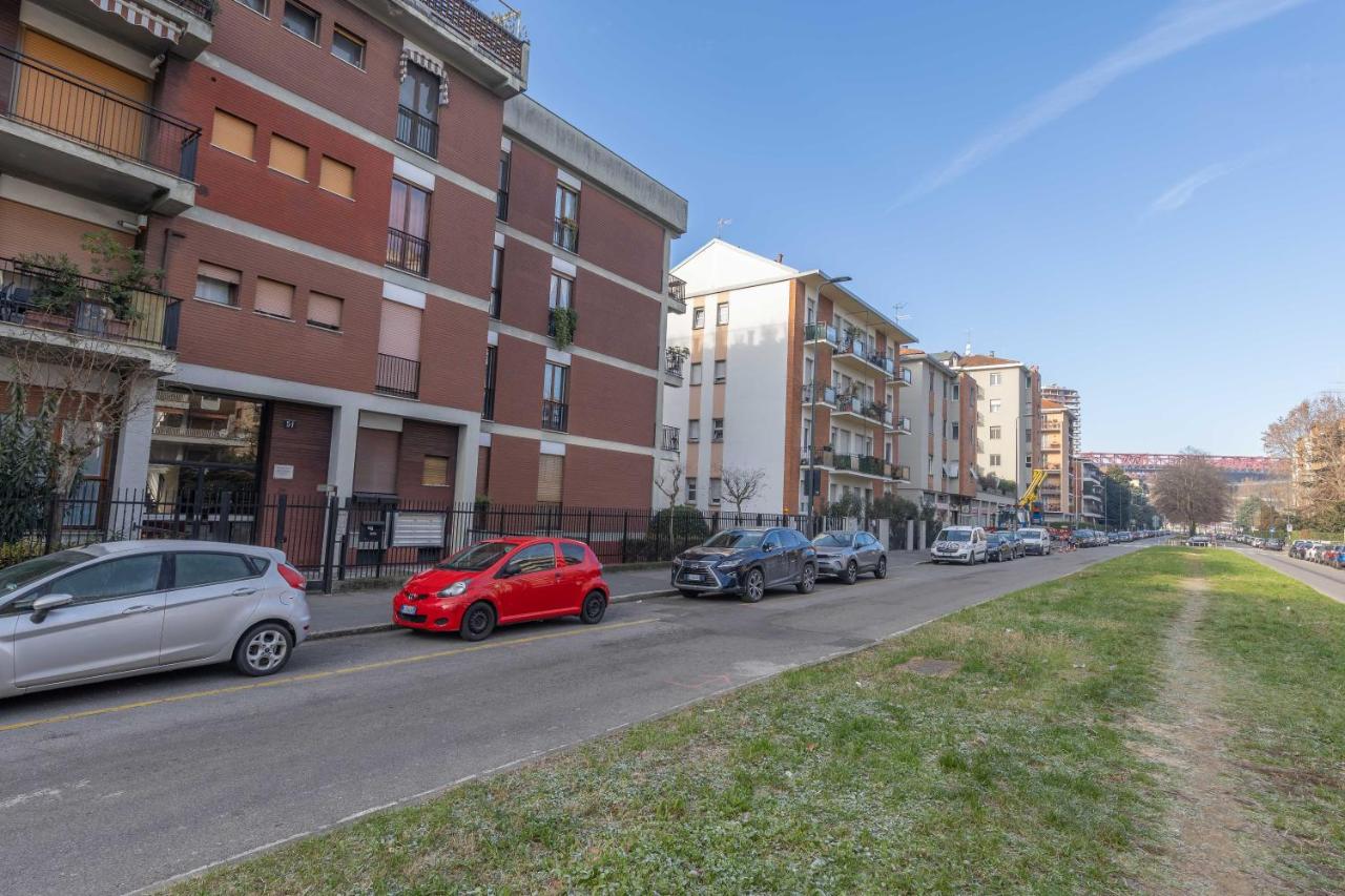 Milan - San Siro Corner, apartment with private parking - B&B Milano