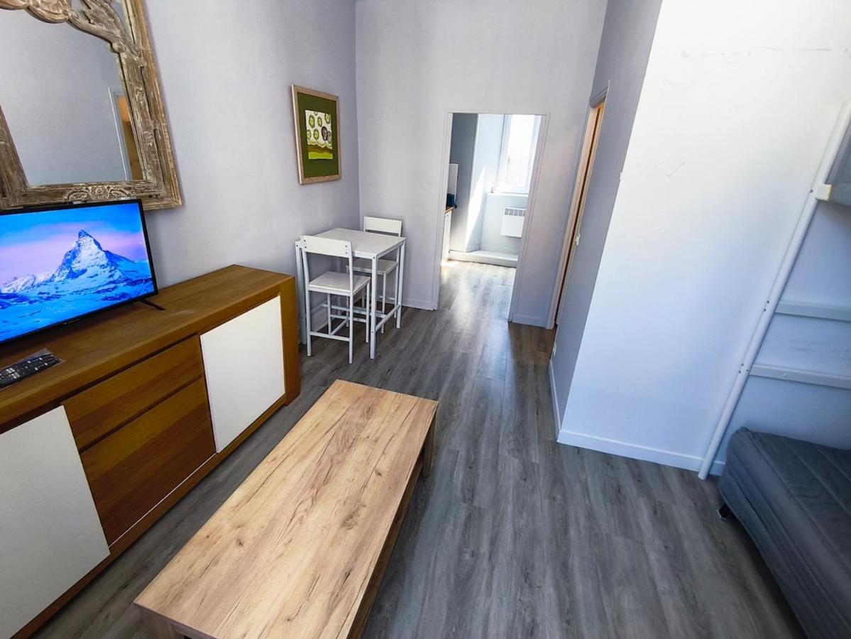 Studio Cozy Centre - Bed and Breakfast Carhaix-Plouguer