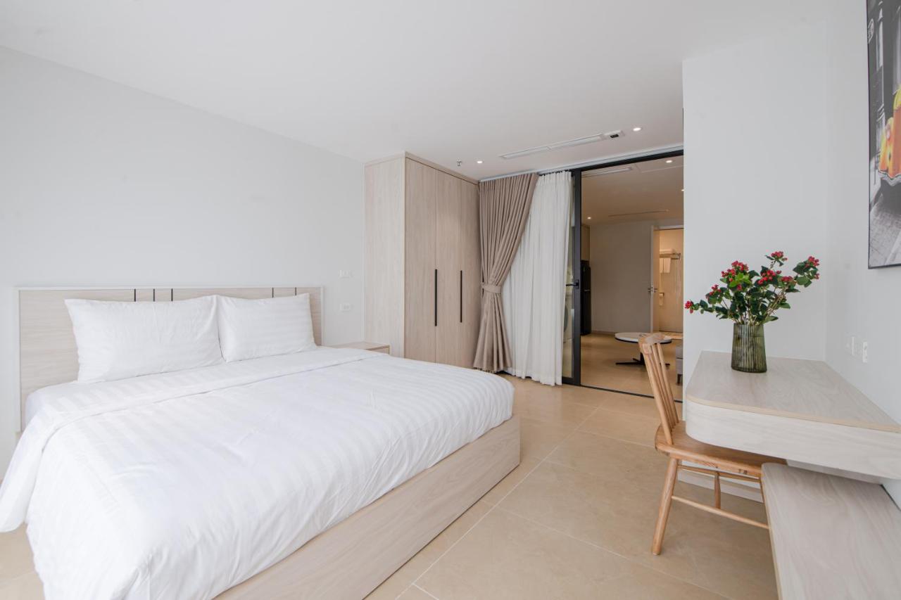 Studio with Lake View