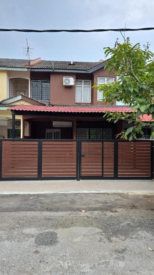 ROSH'Homestay - B&B Sungai Pelek