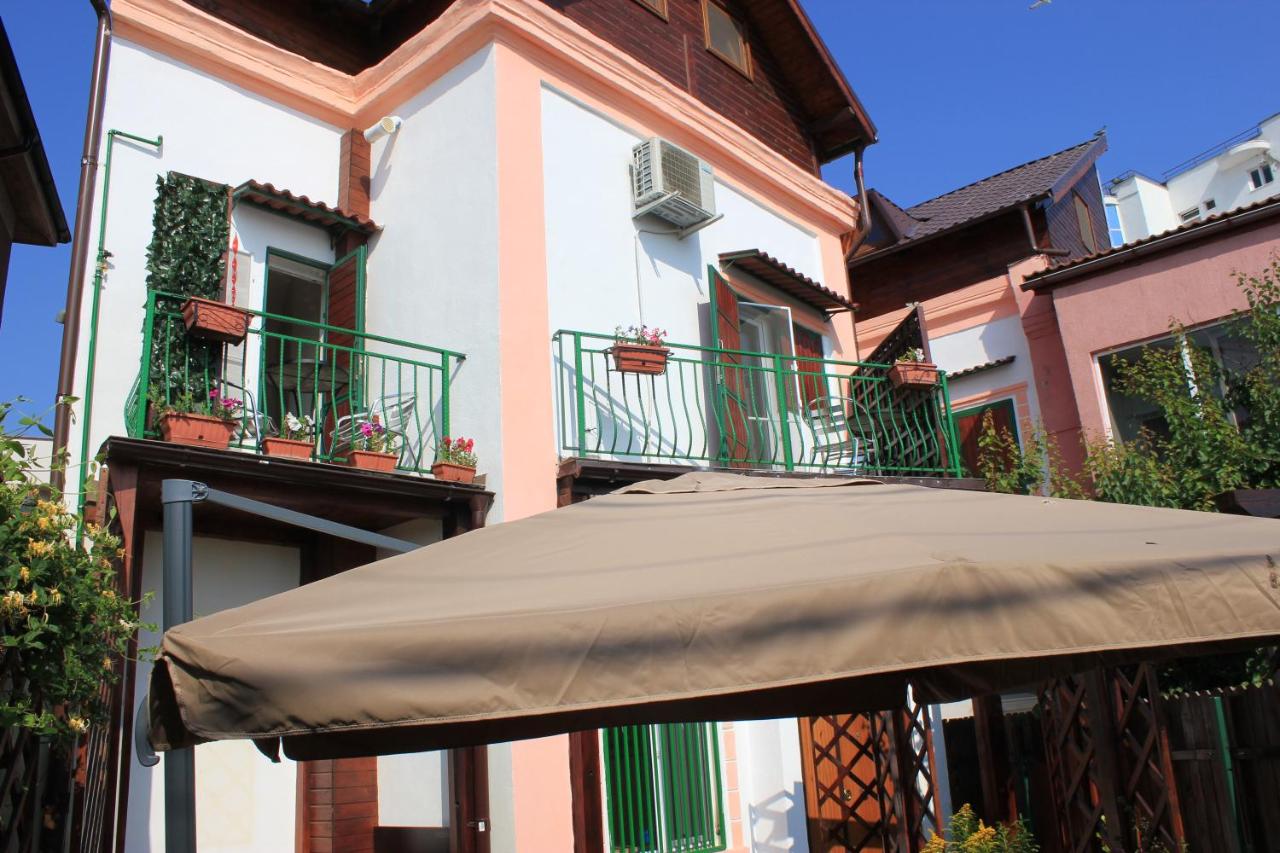 Vila Flavia B&B - Bed and Breakfast Constanța