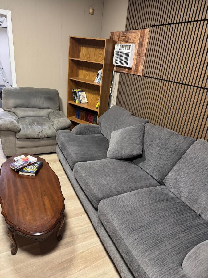 Great 1BR Apartment near VIA Rail - B&B London