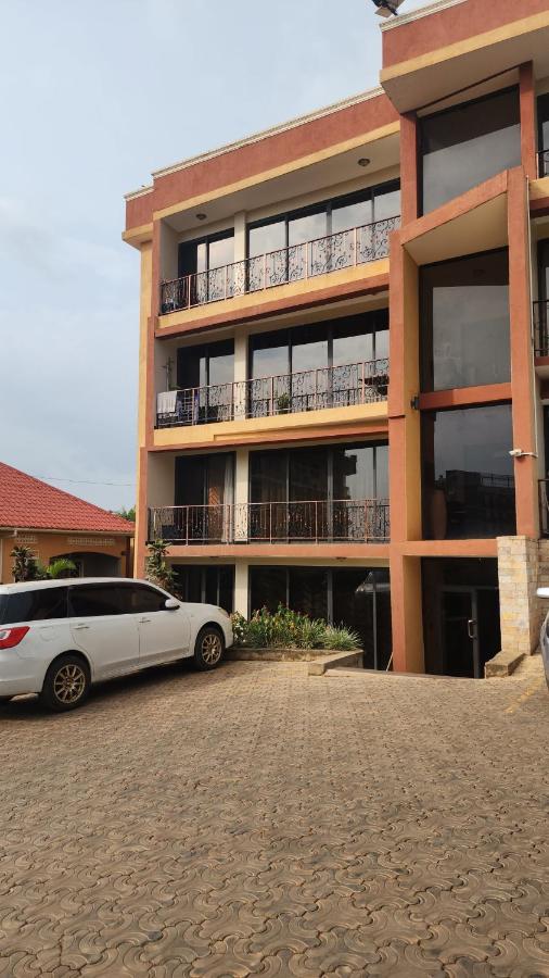 Luxury 2 Bedroom Jonarick Apartments - B&B