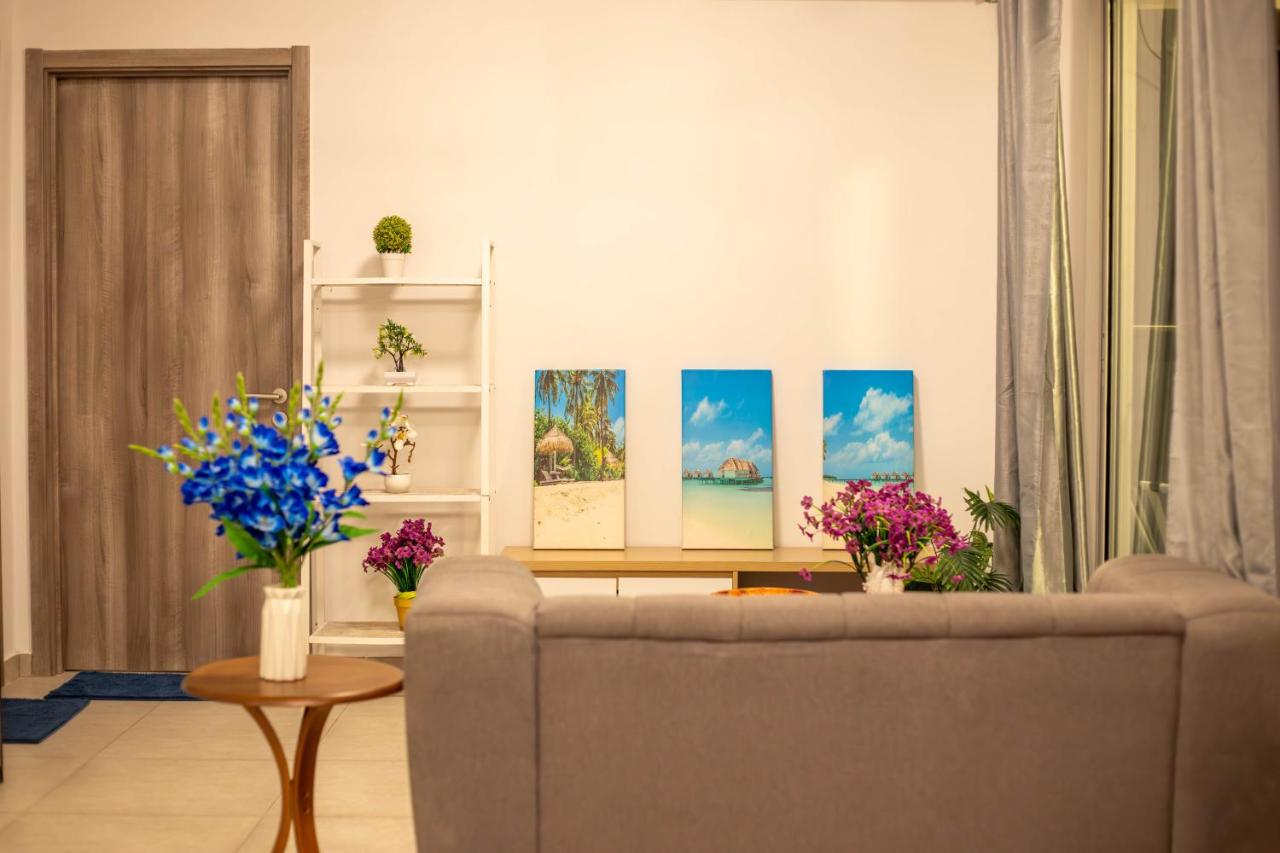 Rose Homestays by Dhalhey's - B&B Hulhumale