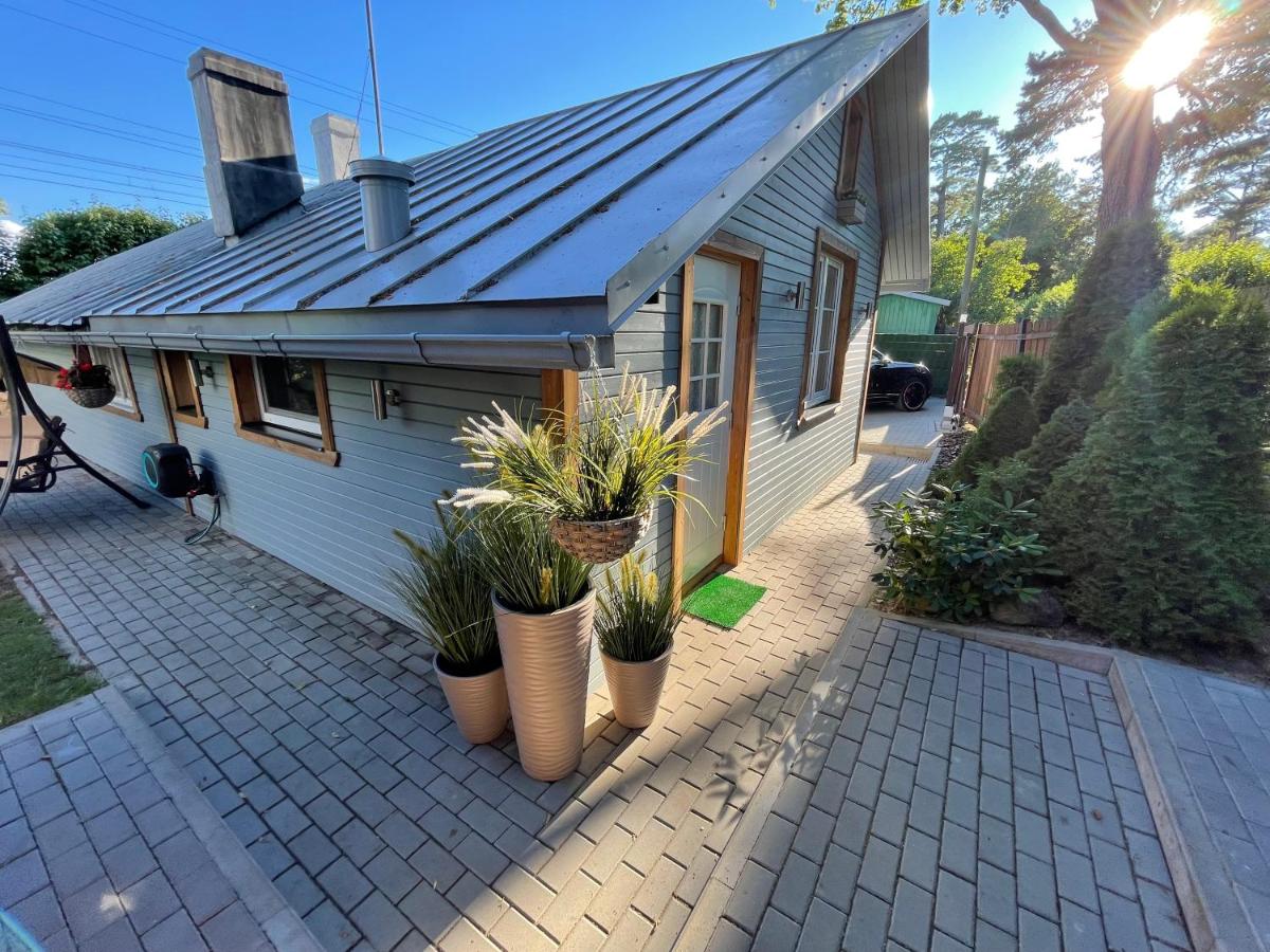 Mira Guesthouse and Apartments - Ferienwohnung Riga-Strand