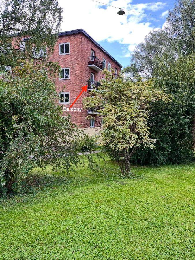 Modern apartment with a balcony and free parking - Ferienwohnung Oslo