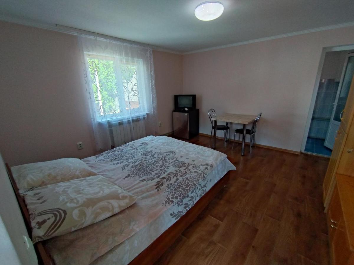 Deluxe Double Room with Shower