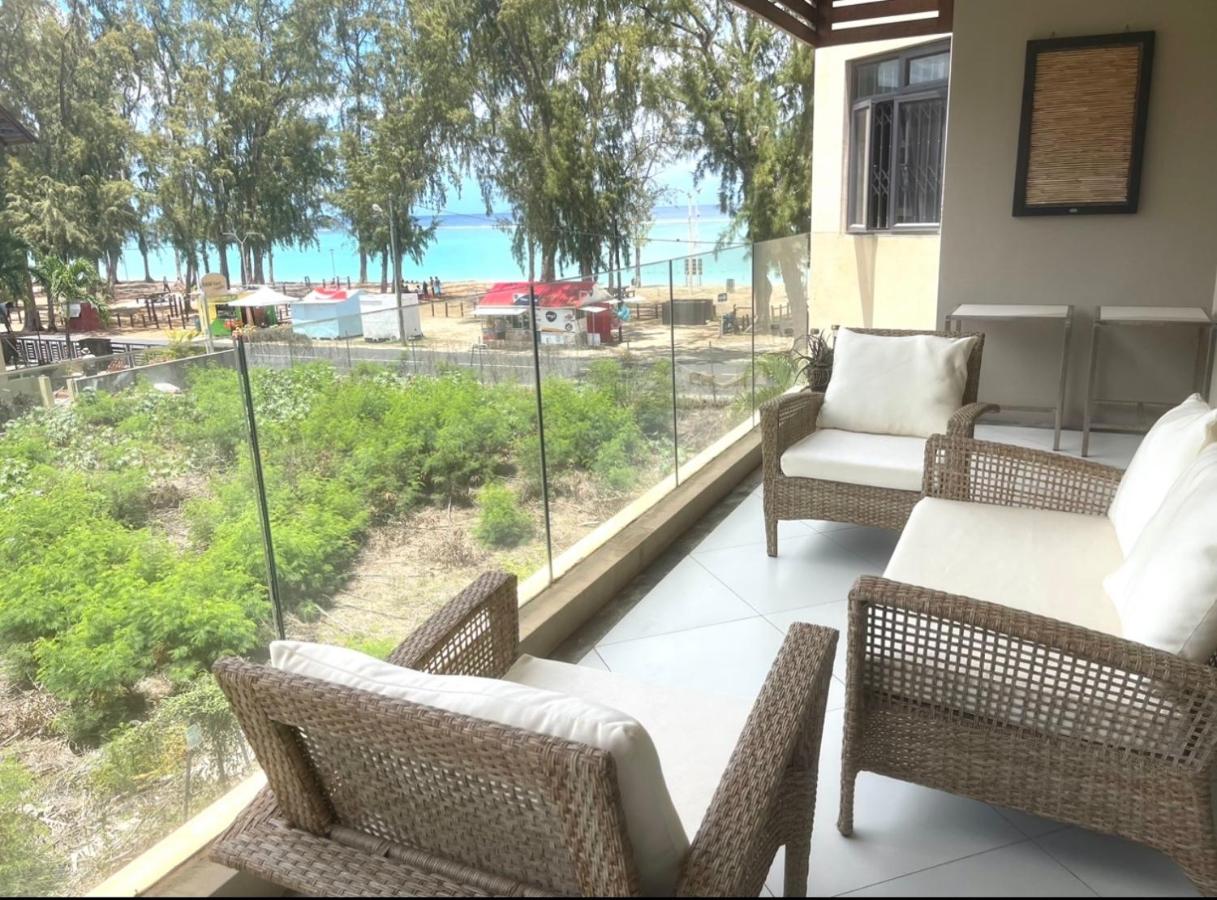 Appartamento con 3 Camere da Letto e Vista Mare