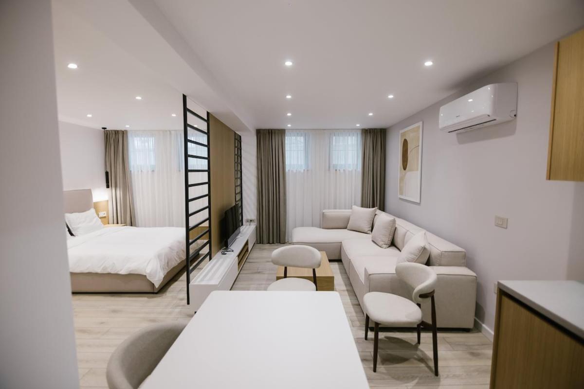 Vila Alko cozy studio apartment -1B - B&B Korçë