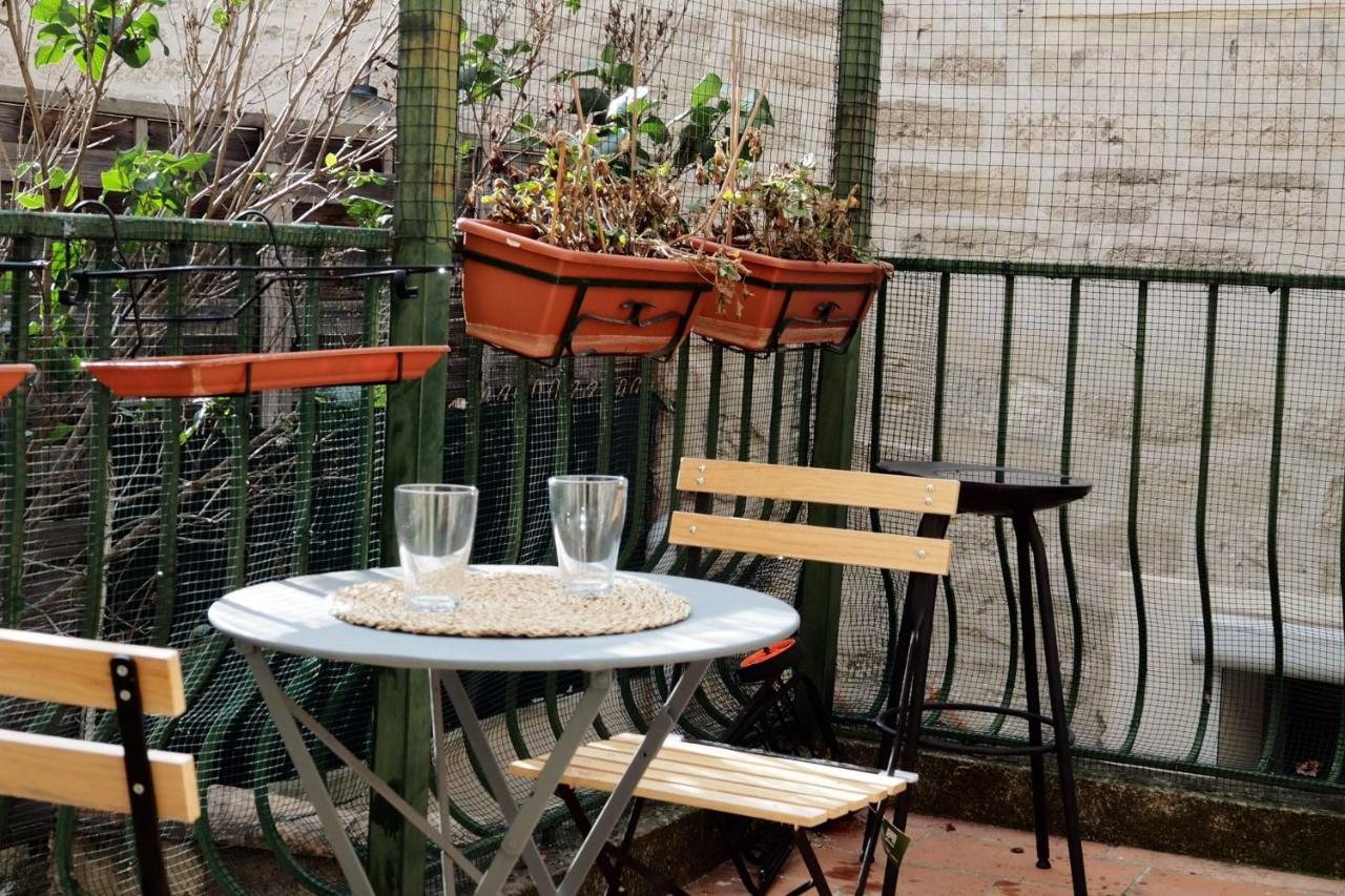 Quiet nest with terrace in the city center - B&B Aviñón