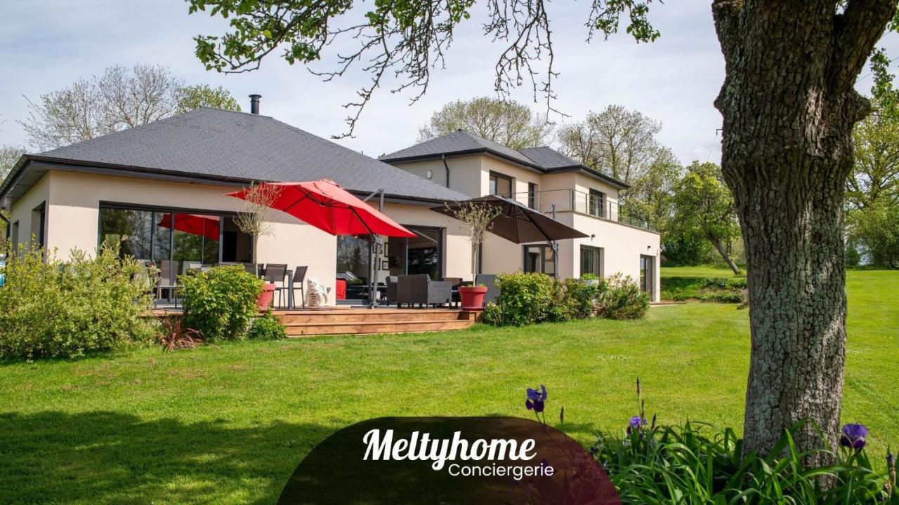 Villa de charme avec parc de 3000m2 à 5 min de Deauville - B&B
