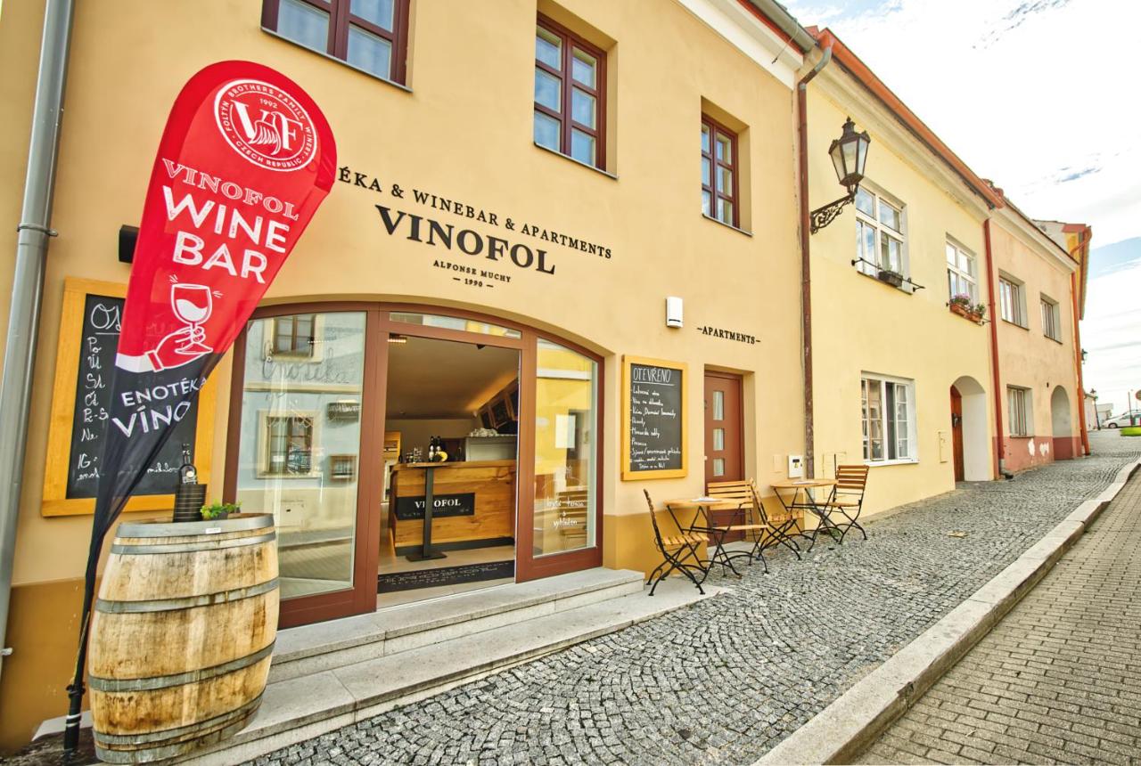 Enotéka Vinofol - winebar & café & apartments - B&B