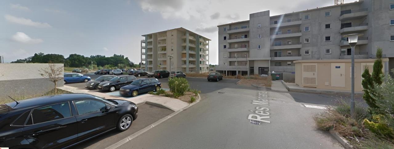 Capstay studio avec grande terrasse proche aéroport Bastia - Lucciana - Centre - B&B