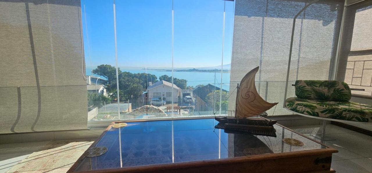 Kiwara at C, Gordon's Bay - Chambres d’hôtes Gordon’s Bay