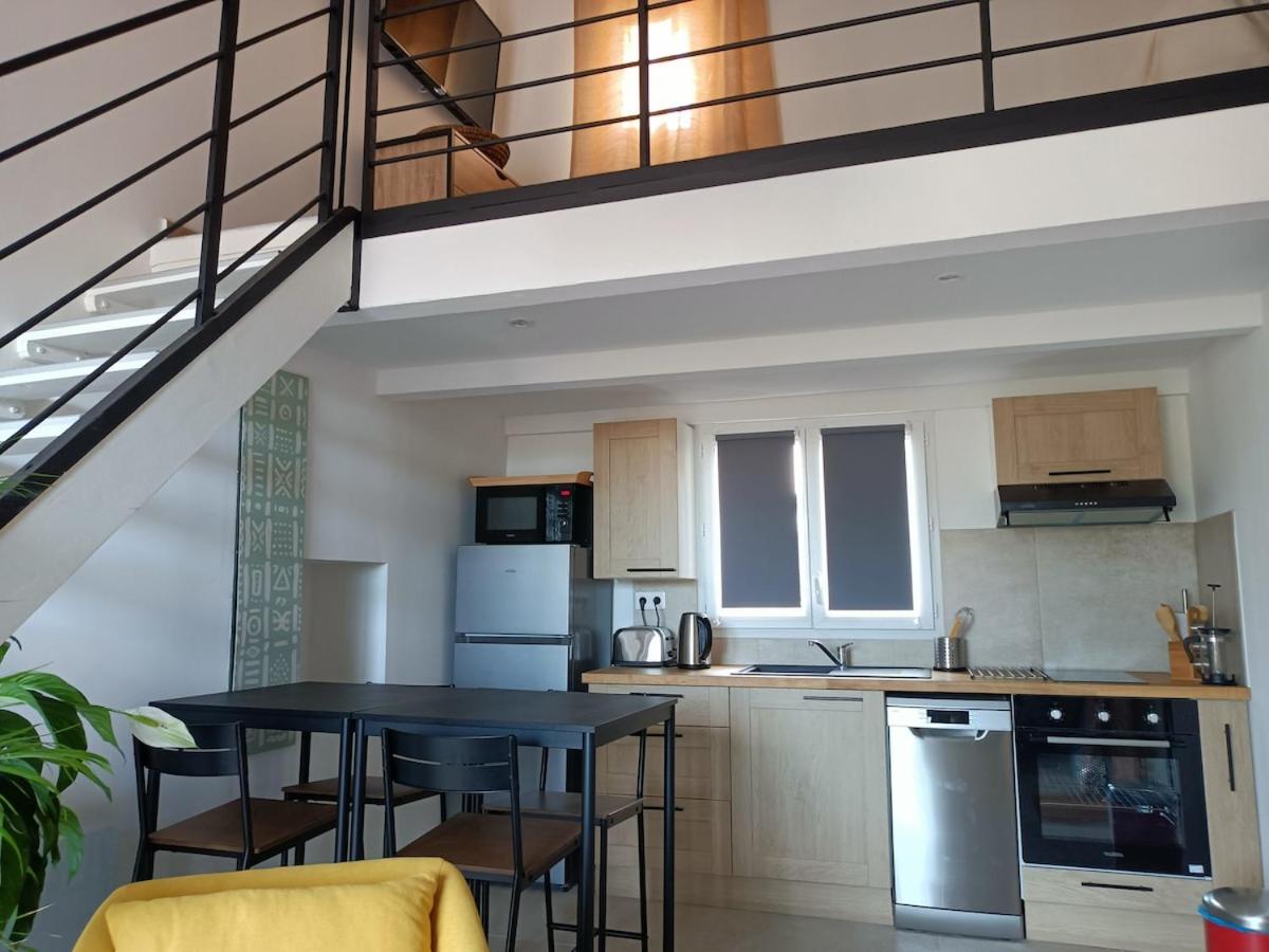 Appartement cosy centre historique avec rooftop - B&B Tolone