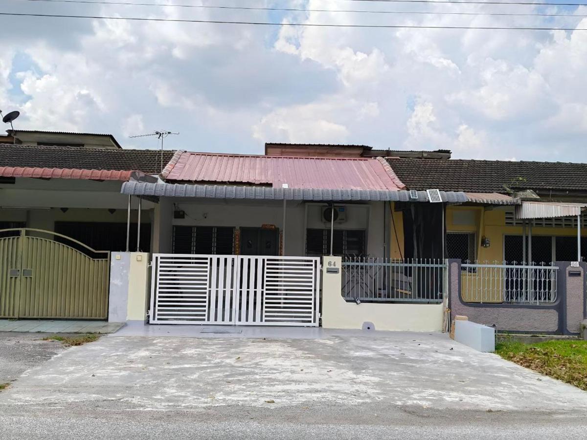 Simee 2 pax Room Stay - B&B Ipoh