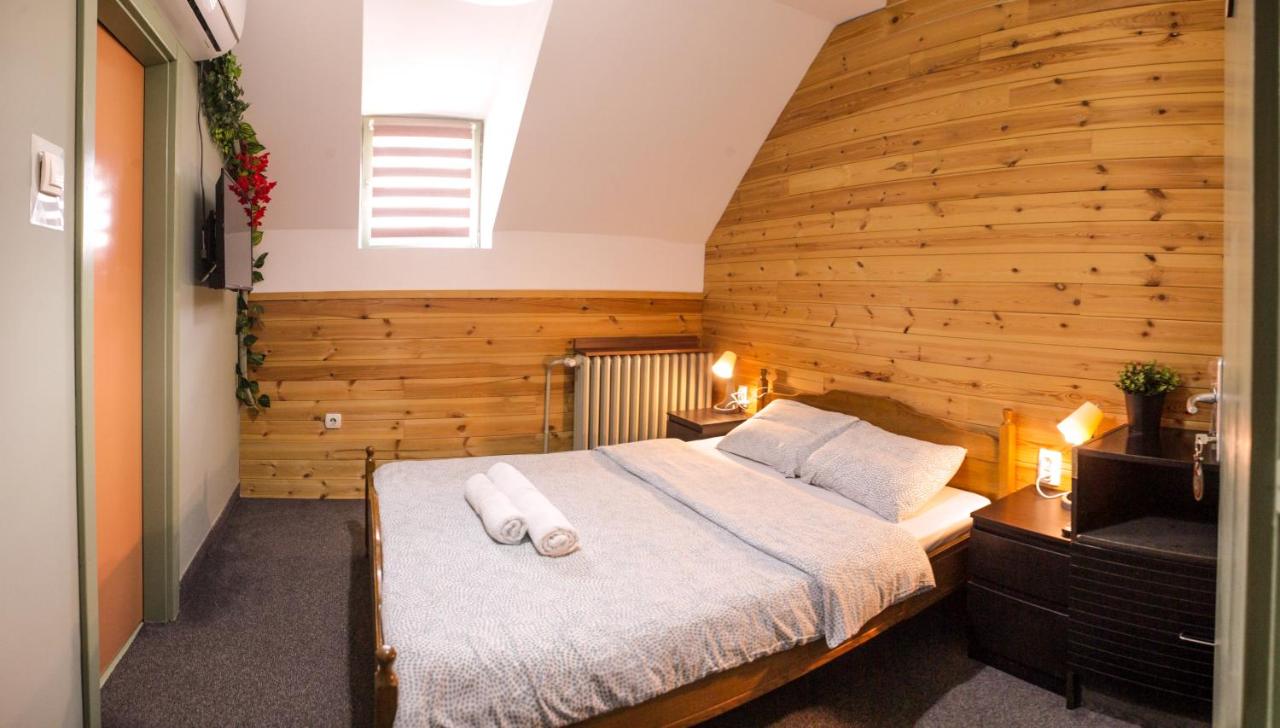 Chambre Double avec Salle de Bains Privative