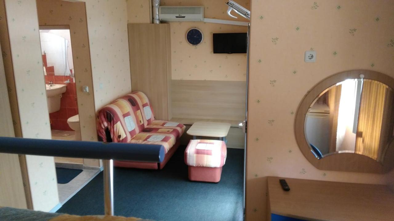 Triple Room (3 Adults + 1 Child)