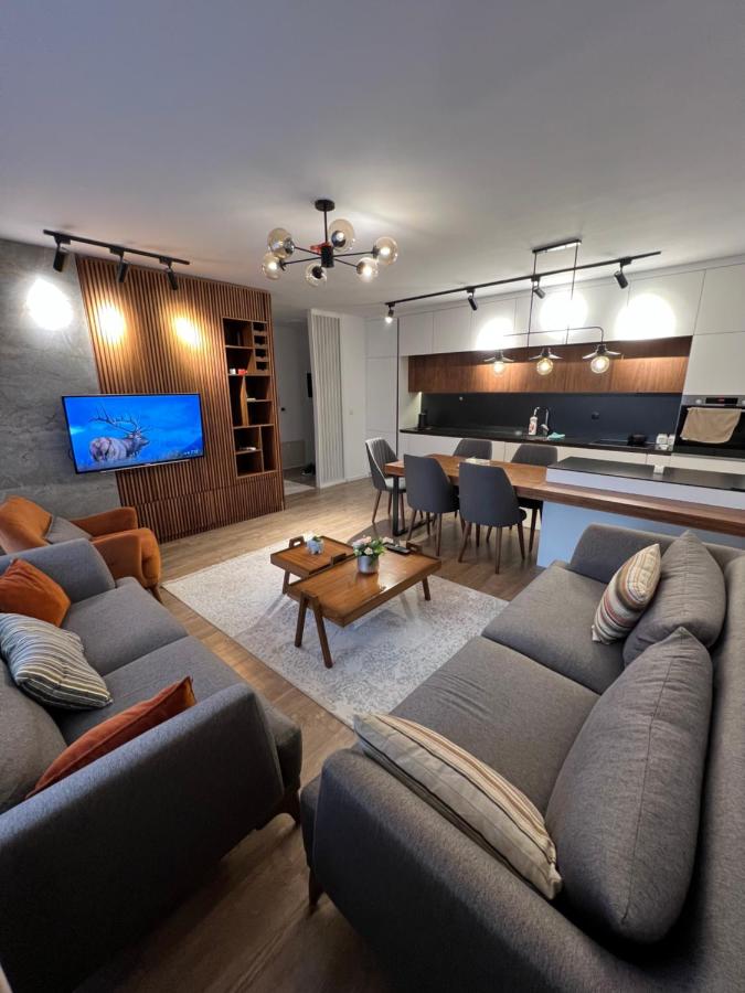 Deluxe Apartment - B&B Priština