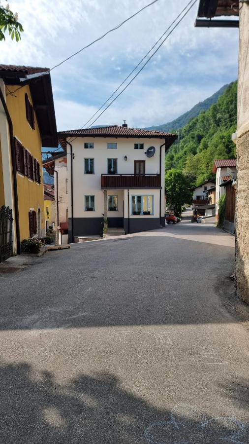 Hiša Nad Reko Baca - Chambres d'hôtes Most na Soči