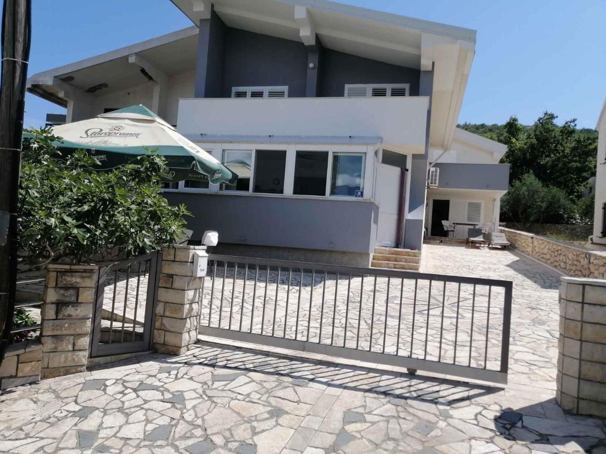 Apartments in Vinjerac - Paklenica Riviera 27673 - B&B Vinjerac
