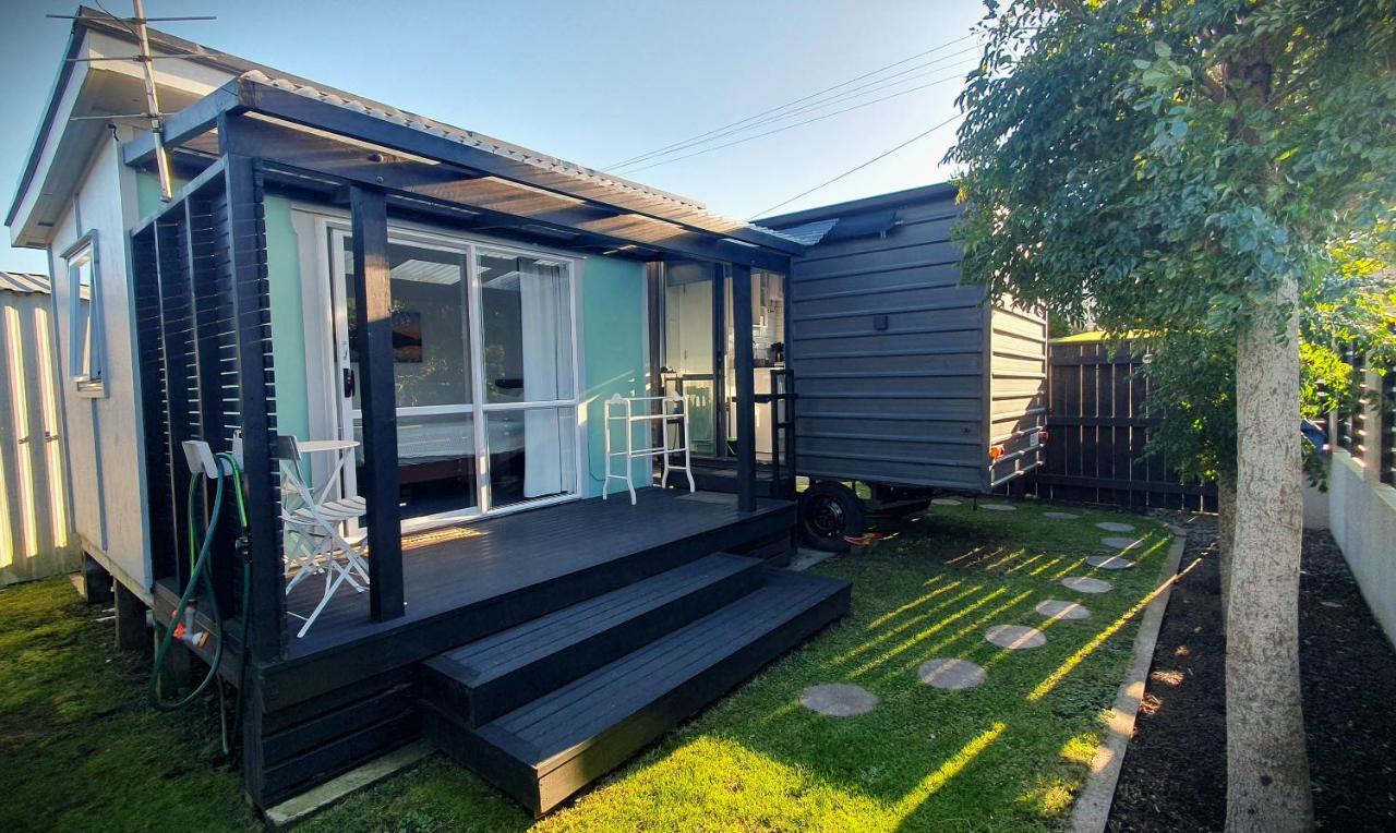 Cozy Tiny House Near The Beach - B&B