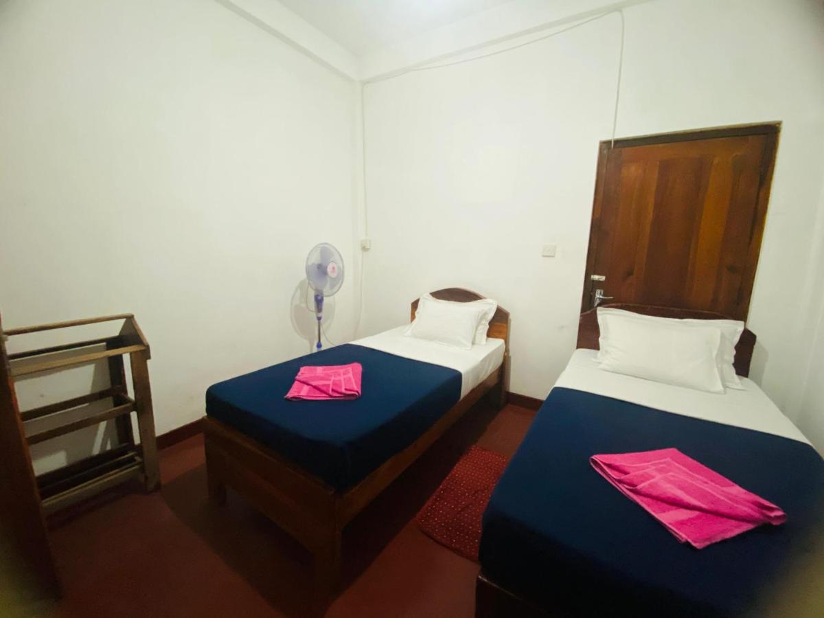 Room #145823419