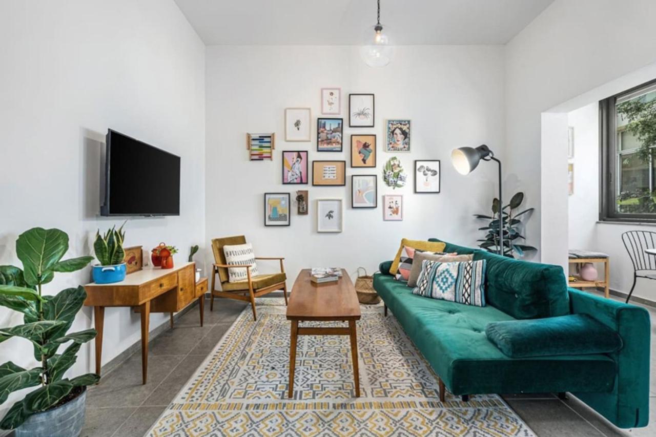Urban Luxe Apartment - Central TLV with Shelter by Sea N' Rent - B&B Tel Aviv