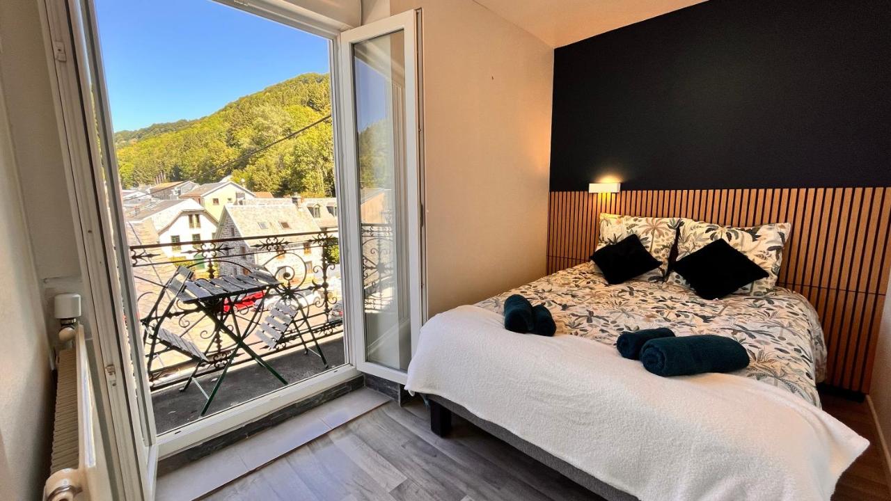 Appartamento con 1 Camera da Letto, Balcone e Vista Montagna 