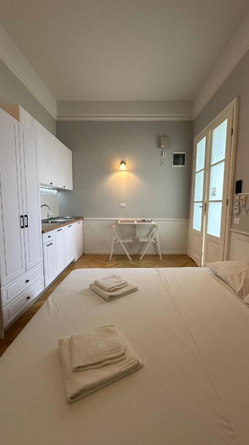 Estudio Deluxe con cama grande 