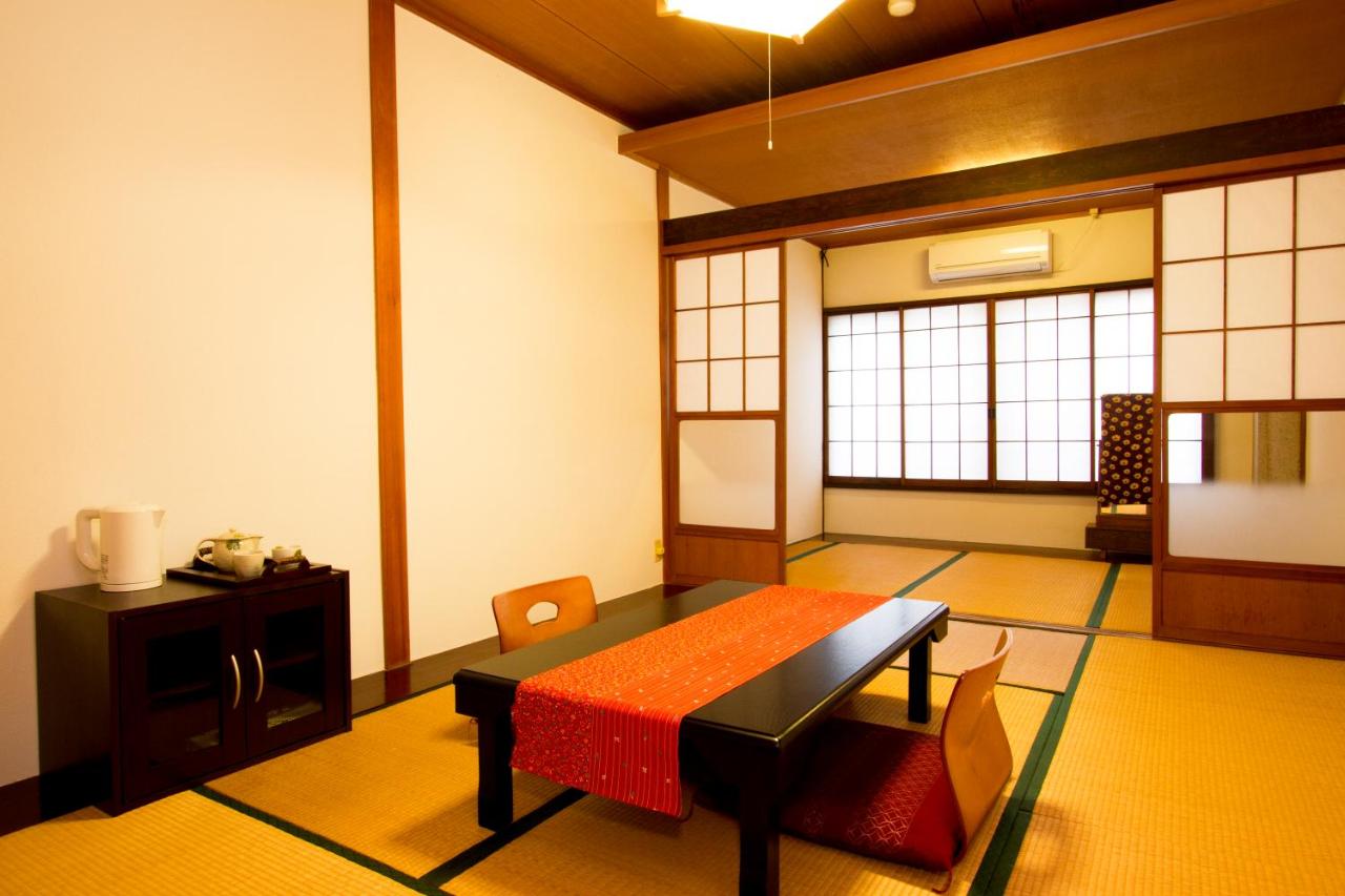 Guesthouse Fujinokura Kawaguchiko Ekimaeten - Chambres d'hôtes Fujikawaguchiko
