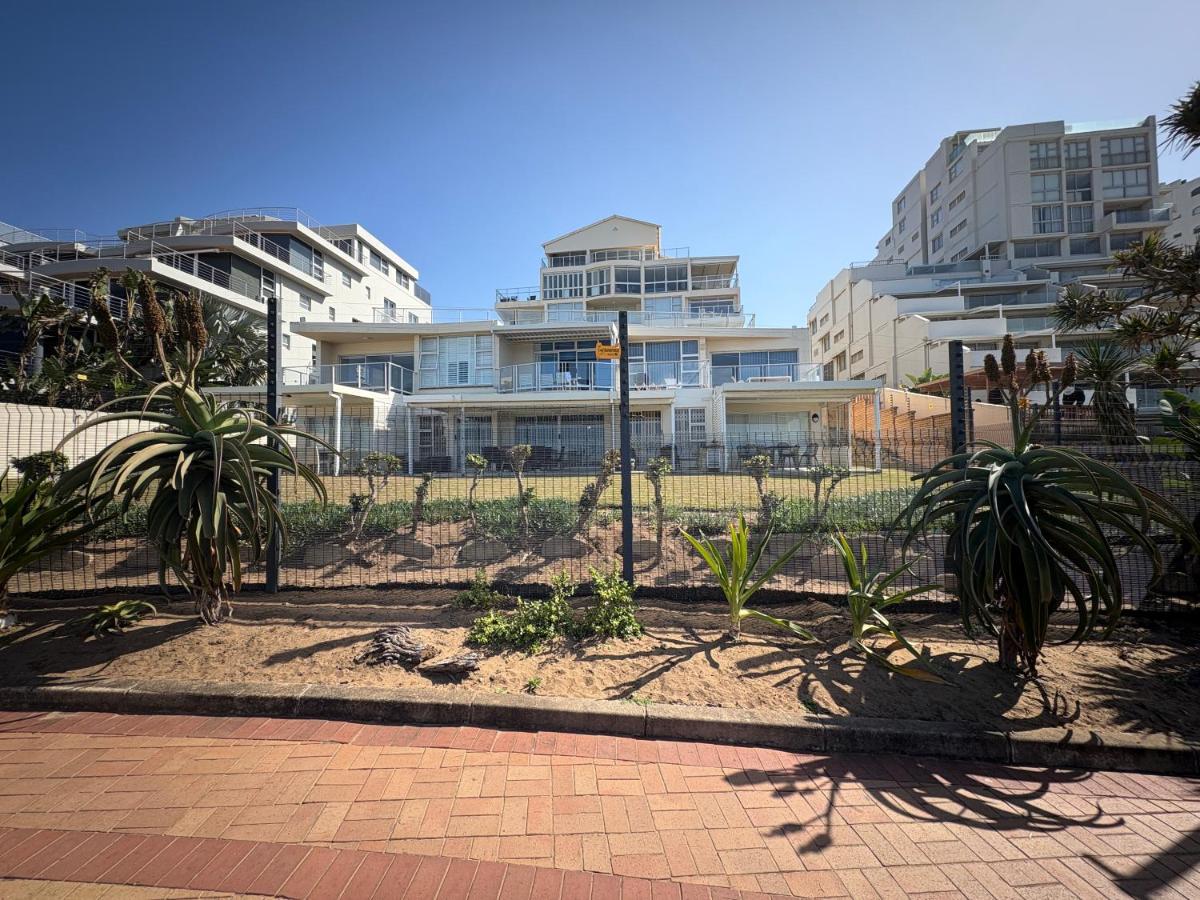 8 Glitter Bay - Seaviews & Garden - Umhlanga 3BR - B&B Durban