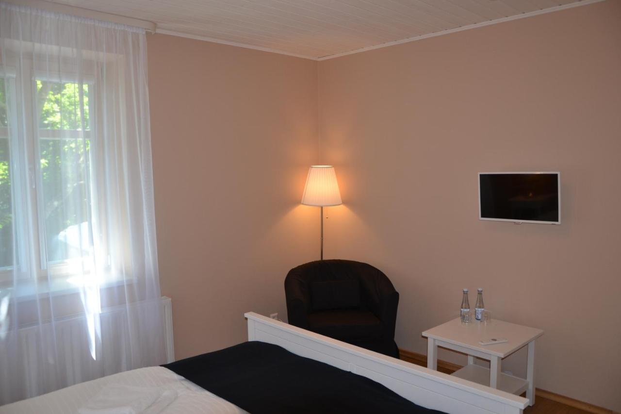 Basic Double Room