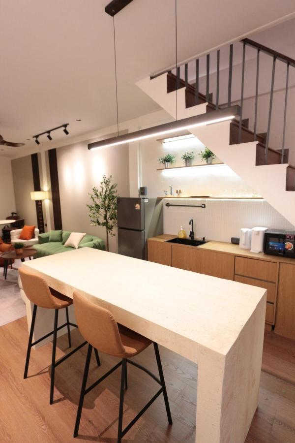 5 Min Walk to BTS - New Listing - Ferienwohnung Bangkok