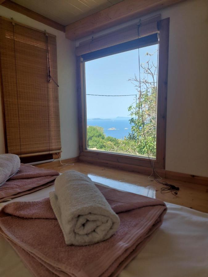 Afionas Das Grüne Haus - B&B Afiónas