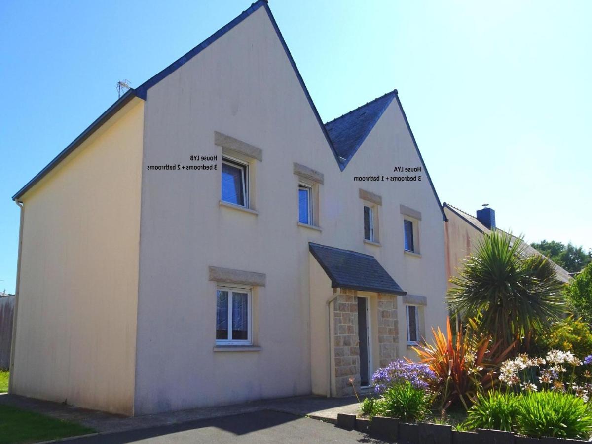 Three-Bedroom Holiday Home 
